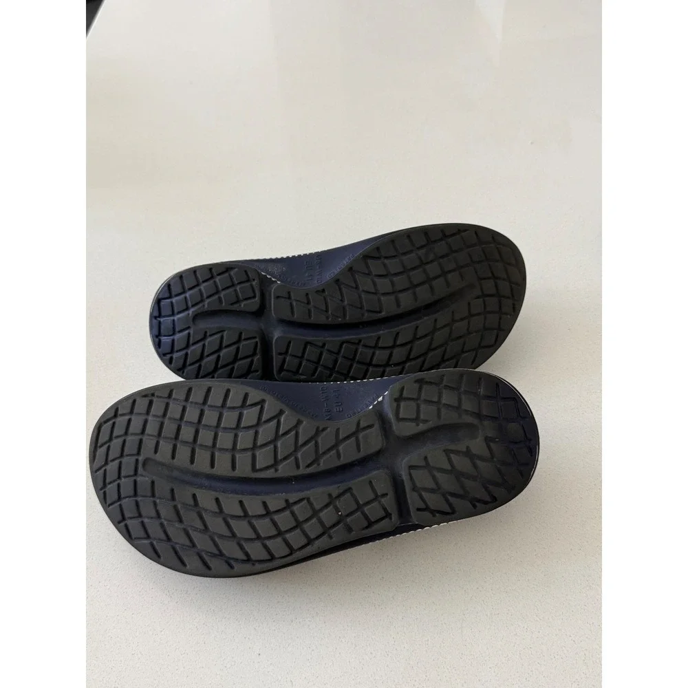 Oofos OOahh Sport Flex Recovery Slide Sandals Navy Blue White Mens 8 Womens 10